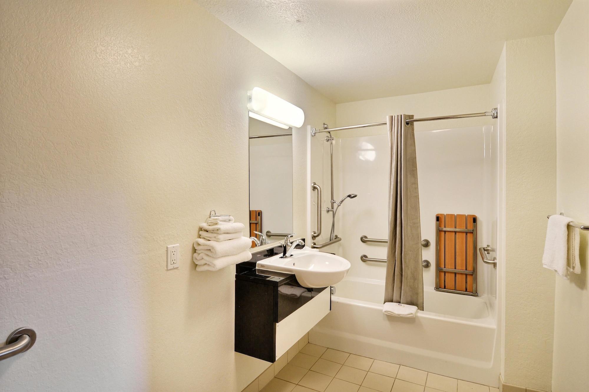 Travelodge By Wyndham Brattleboro Vt Ngoại thất bức ảnh