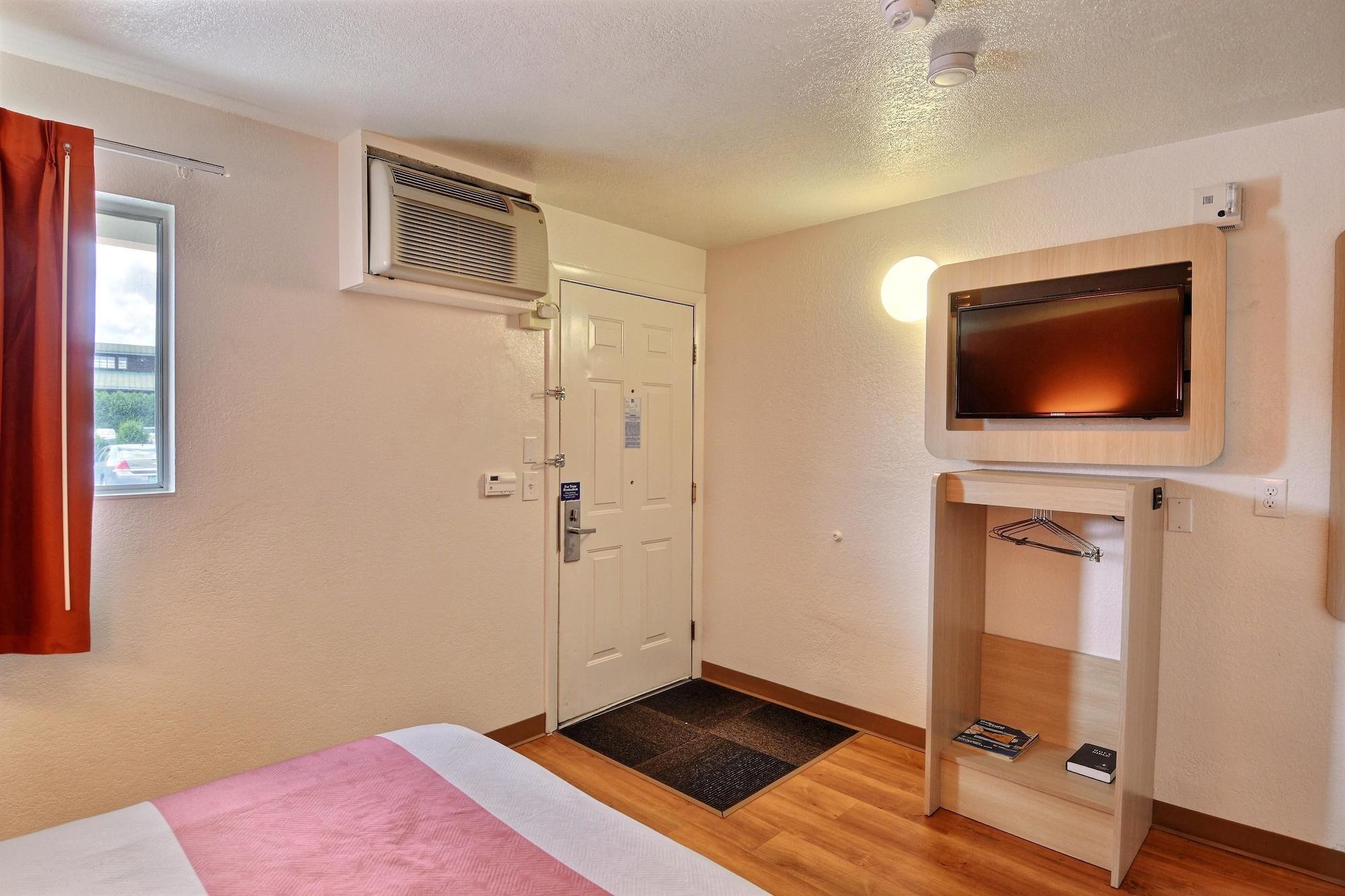 Travelodge By Wyndham Brattleboro Vt Ngoại thất bức ảnh