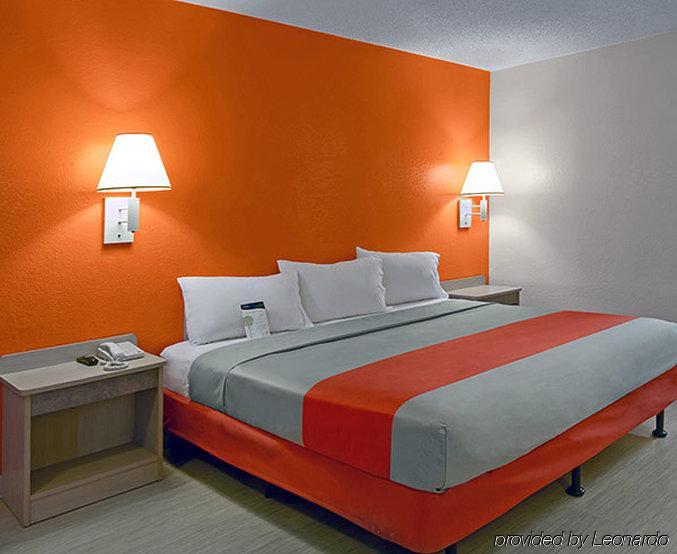 Travelodge By Wyndham Brattleboro Vt Ngoại thất bức ảnh